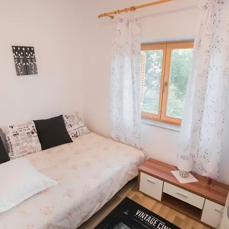 With Pool Kristal בית נופש *